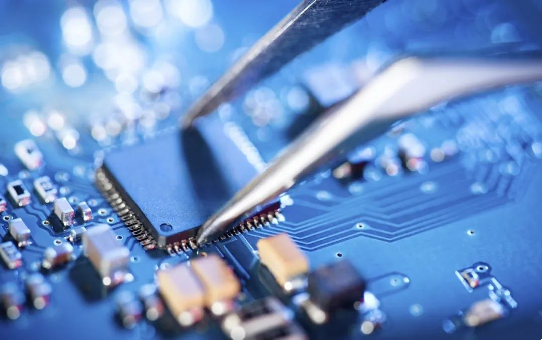 專業(yè)收購XILINX、APPLE、ALTERA、AD、MAXIM、ST、TI、ATMEL、NXP芯片