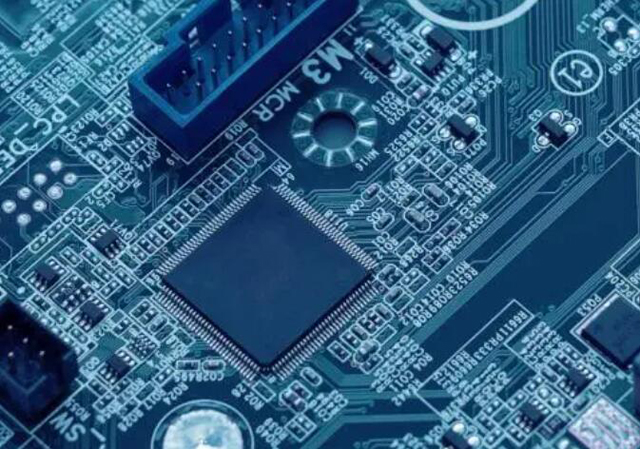 供應(yīng)電源管理-PMIC 芯片：包括電池管理、電壓基準(zhǔn)、LDO 穩(wěn)壓器、開關(guān)穩(wěn)壓器