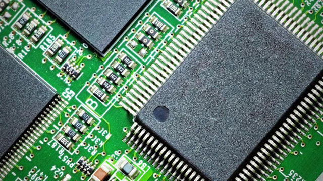 回收【Microchip】微波 MMIC 放大器、功率 MOSFET 晶體管、砷化鎵二極管、分立濾波器