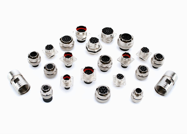 供應(yīng) Littelfuse 輕觸開關(guān)、DC車用連接器、溫度傳感器 和 碳化硅（SiC）產(chǎn)品